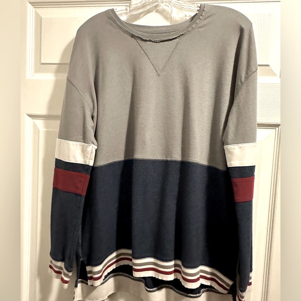 Cabela’s Natural Reflections Colorblock Stripe. Size Medium.
